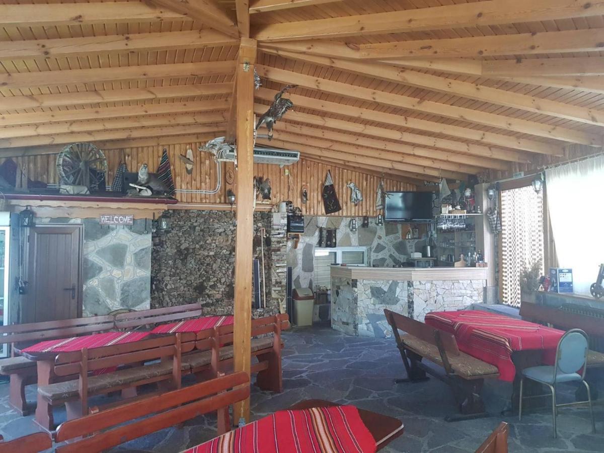 Къща За Гости С Механа Баджо Dospat Extérieur photo